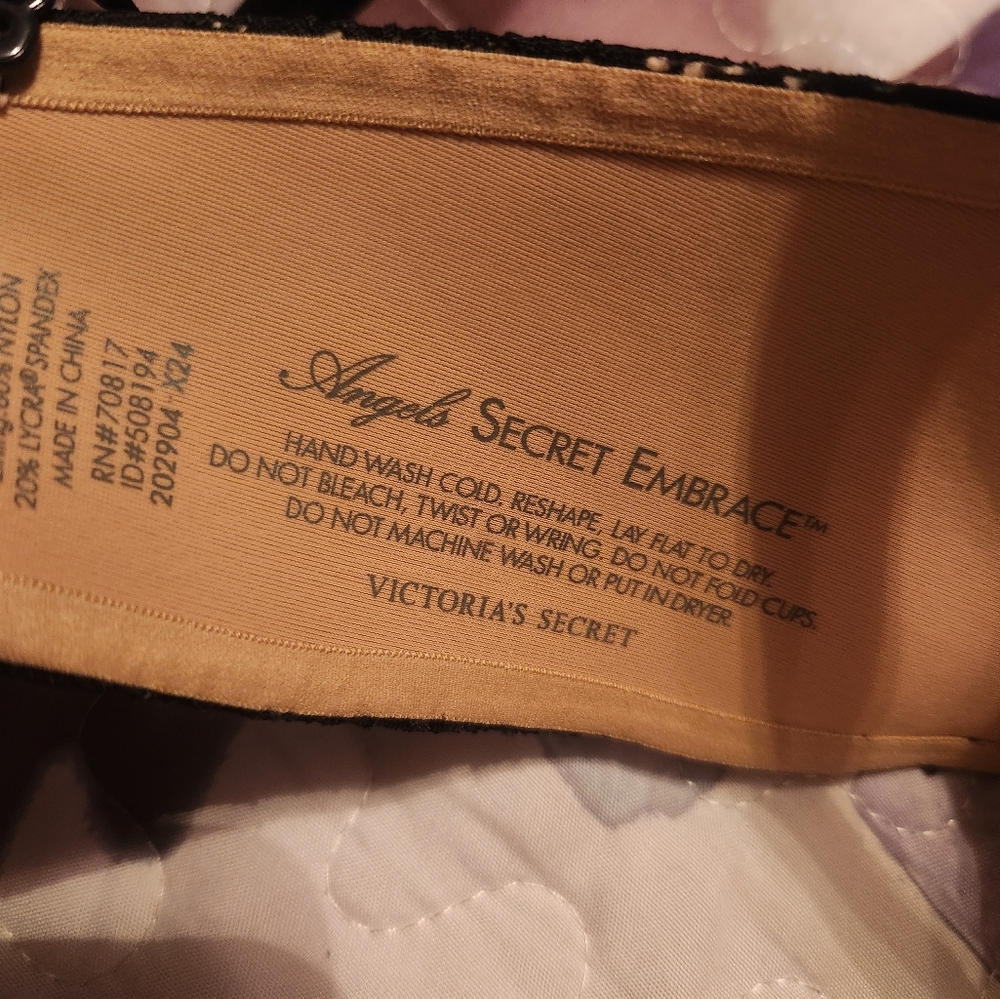 Victoria Secret Very Sexy Multi Way & Angels Embrace Bra Bundle size 38C - Picture 7 of 8